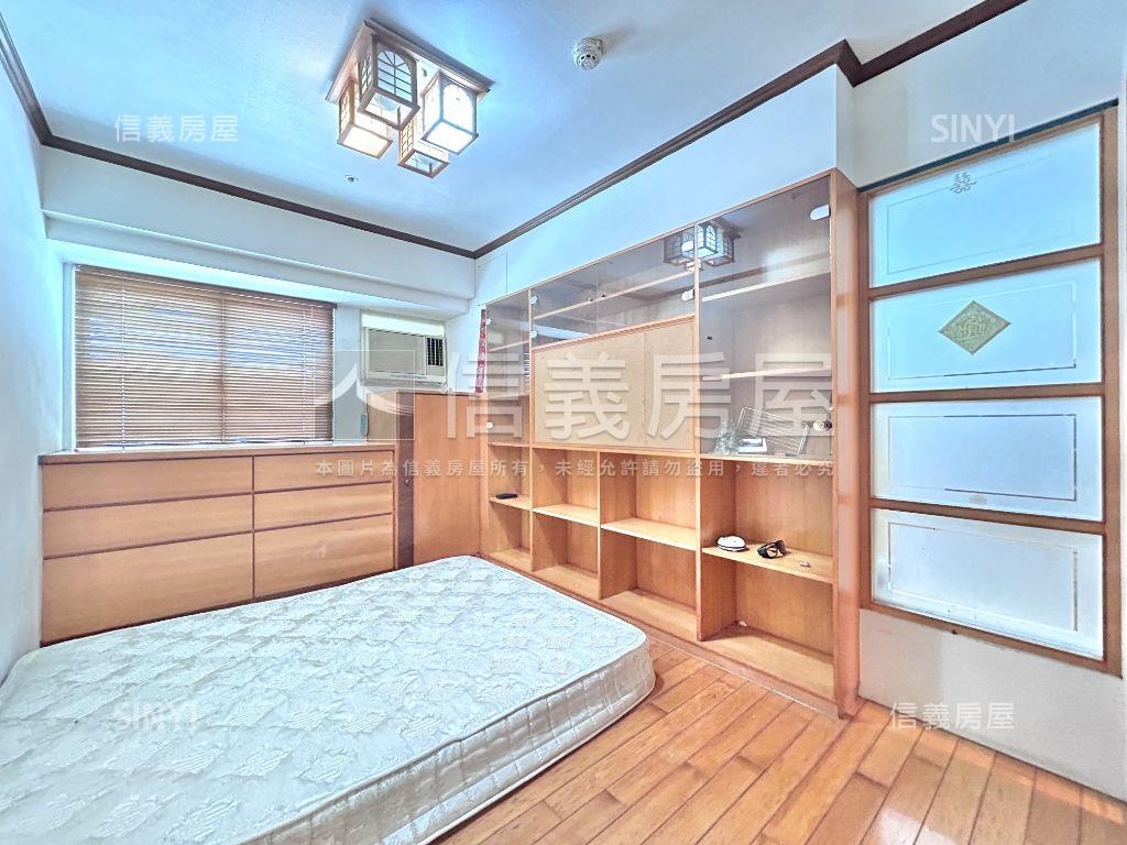 登峰２１高樓視野三房平車房屋室內格局與周邊環境