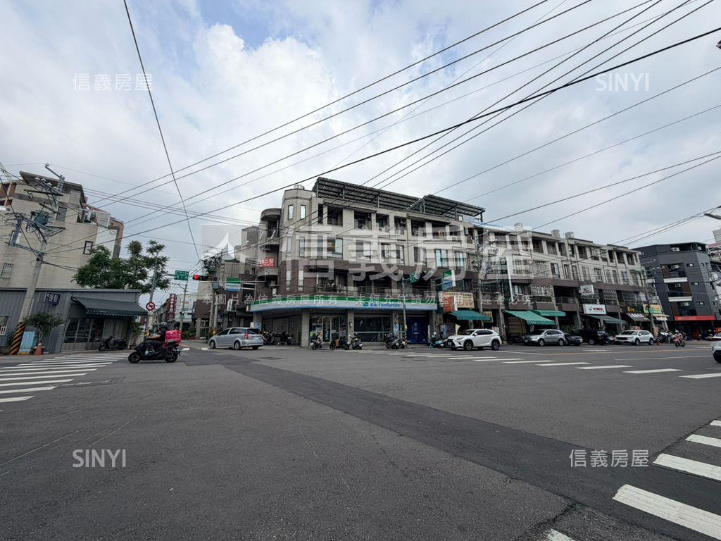 育賢路私藏透店房屋室內格局與周邊環境
