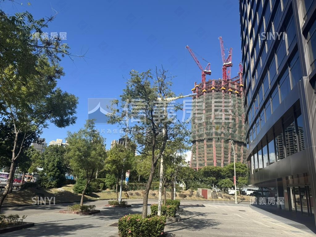 帝標高樓邊間兩房房屋室內格局與周邊環境