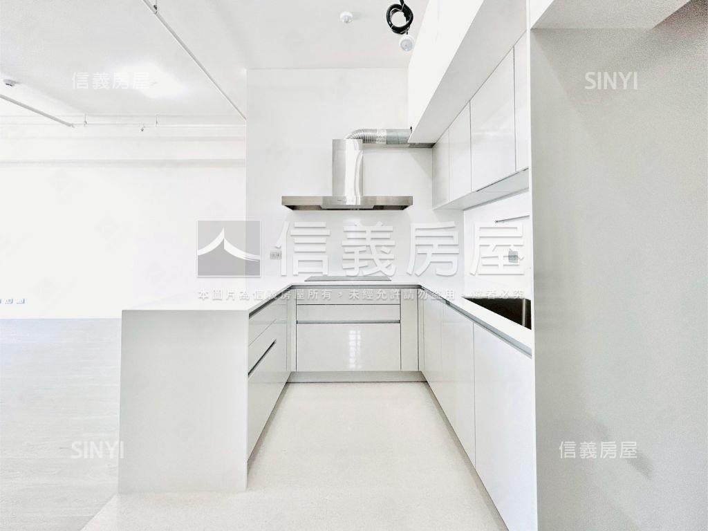 理仁柏舍角間高樓信義獨賣房屋室內格局與周邊環境