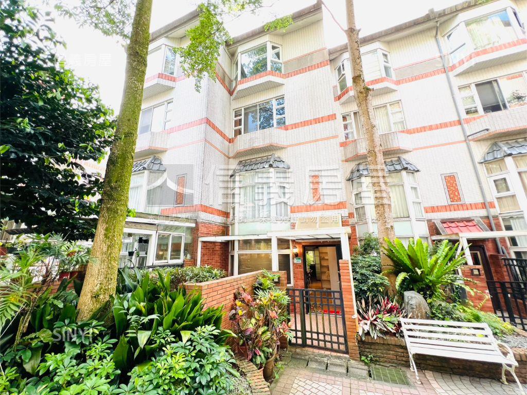 美墅賞面中庭安靜精品別墅房屋室內格局與周邊環境