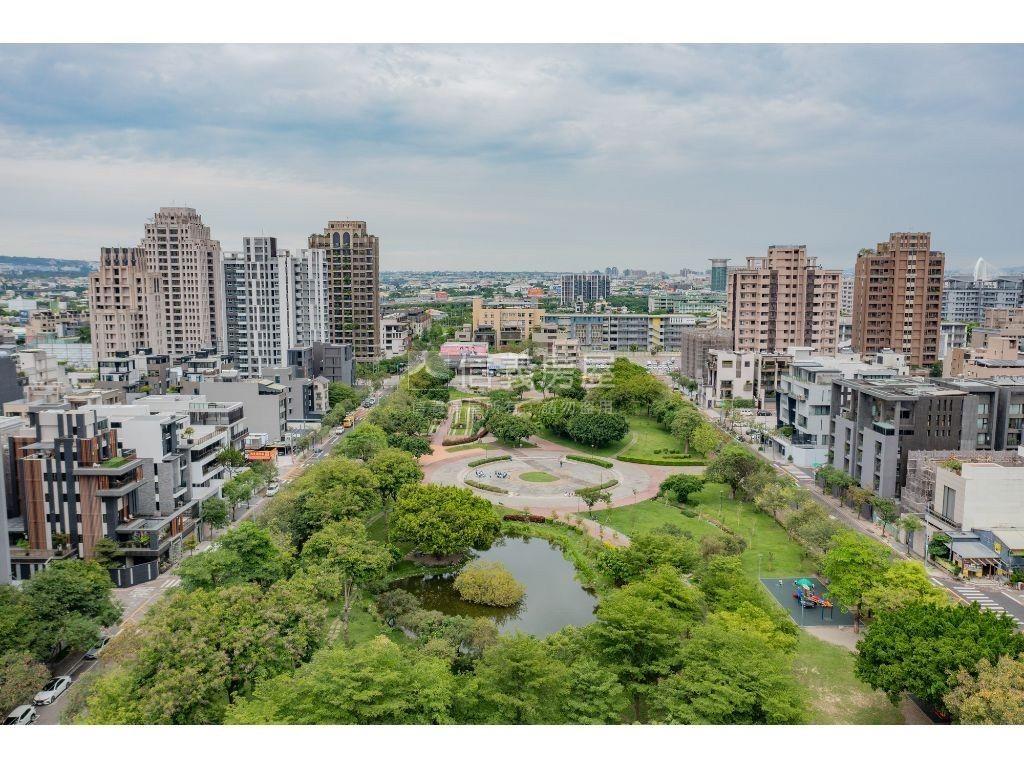 伍唐淳謙兩房兩衛平車房屋室內格局與周邊環境