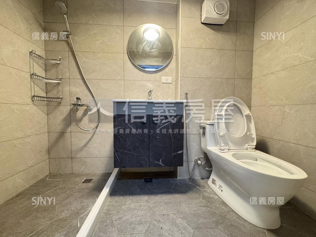 近康橋全新整理孝親美透天房屋室內格局與周邊環境