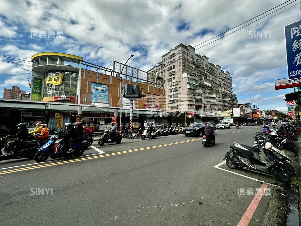 四維路商圈機能美寓房屋室內格局與周邊環境