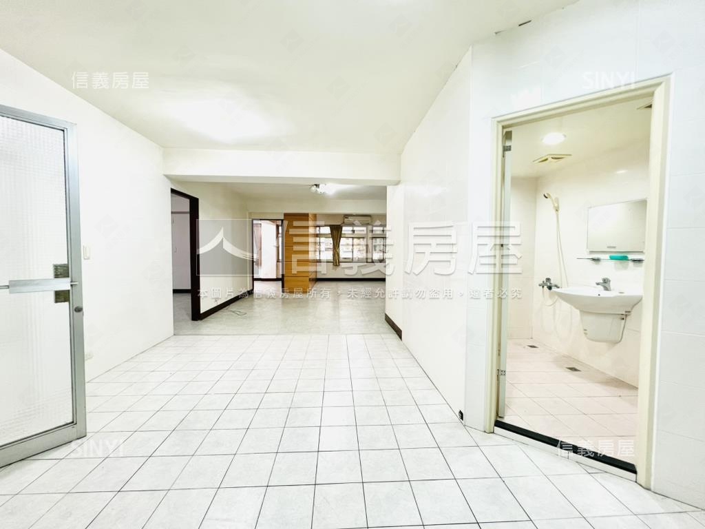 萬隆站電梯三房房屋室內格局與周邊環境