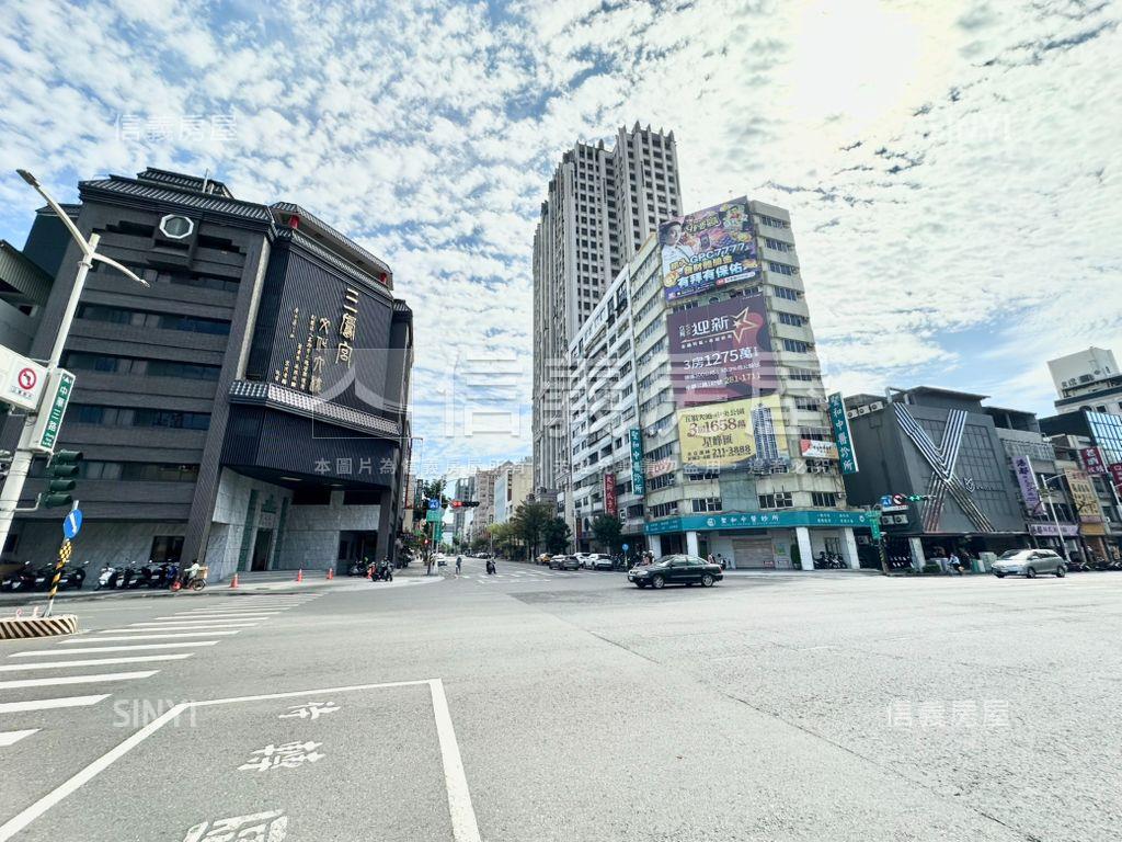 建國中華三角窗六到十二樓房屋室內格局與周邊環境