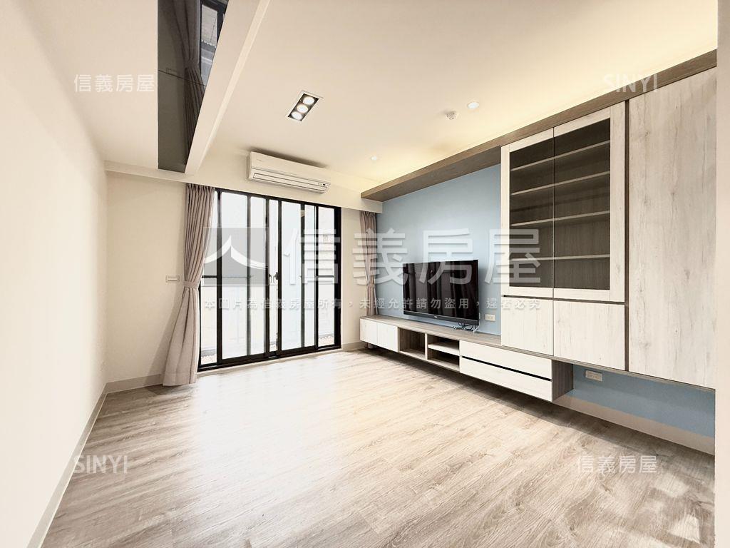 一見傾心市中心露臺戶房屋室內格局與周邊環境