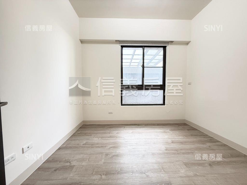 一見傾心市中心露臺戶房屋室內格局與周邊環境