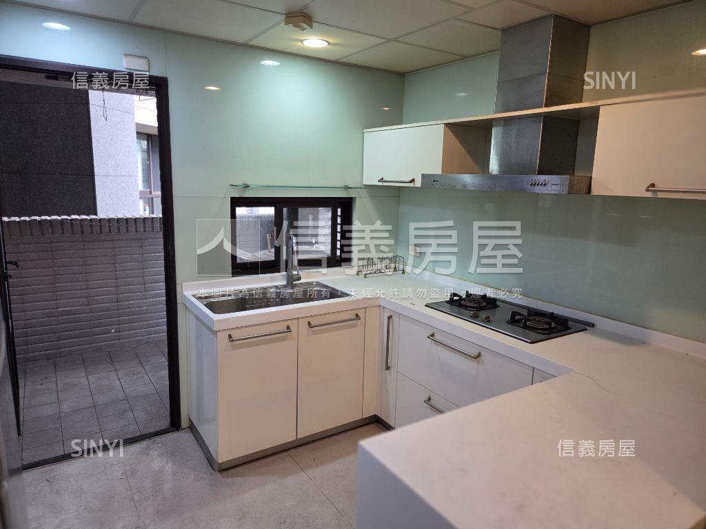松漢大雅每層僅一戶大四房房屋室內格局與周邊環境