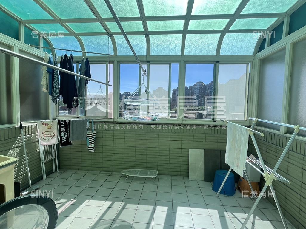 中華路近寶雅優質透天房屋室內格局與周邊環境