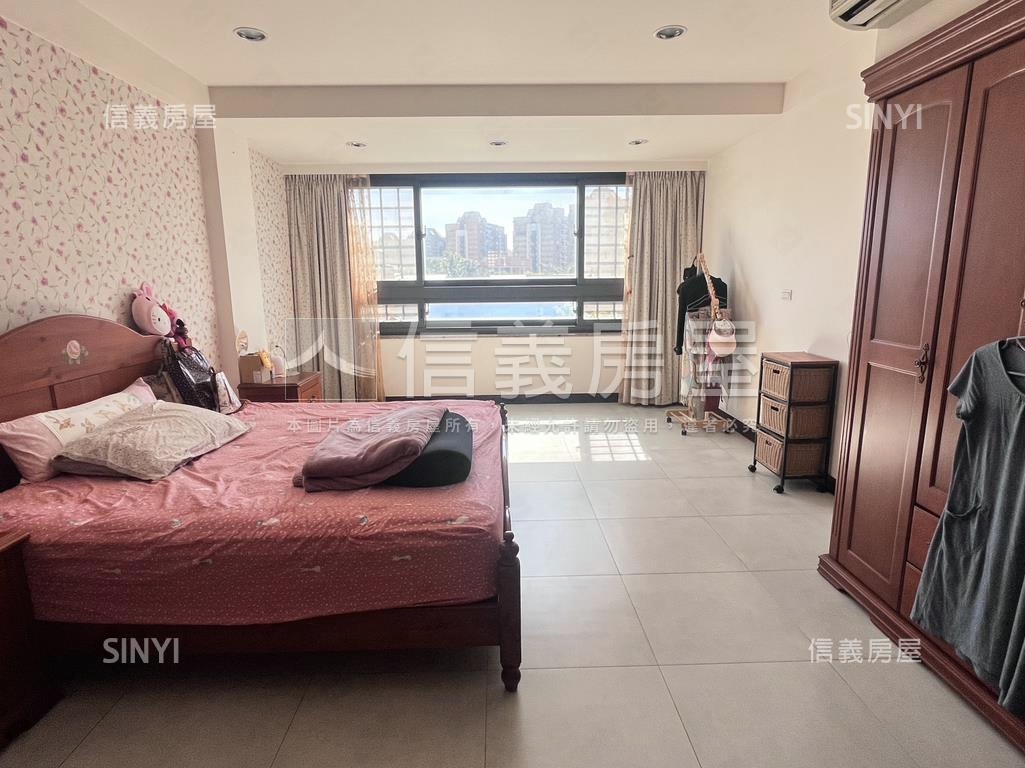 中華路近寶雅優質透天房屋室內格局與周邊環境