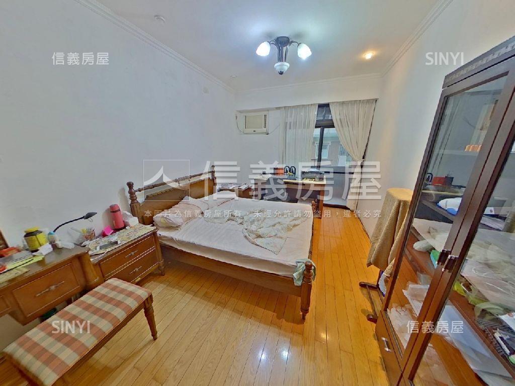 世貿四房大戶美寓房屋室內格局與周邊環境