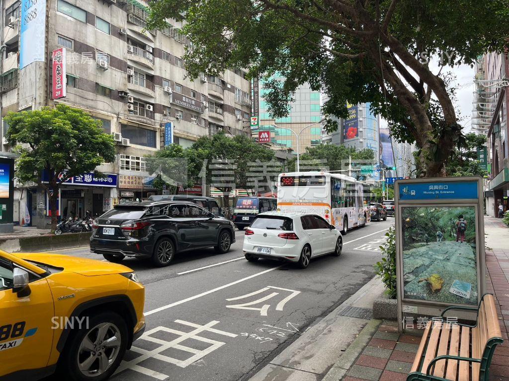 世貿四房大戶美寓房屋室內格局與周邊環境