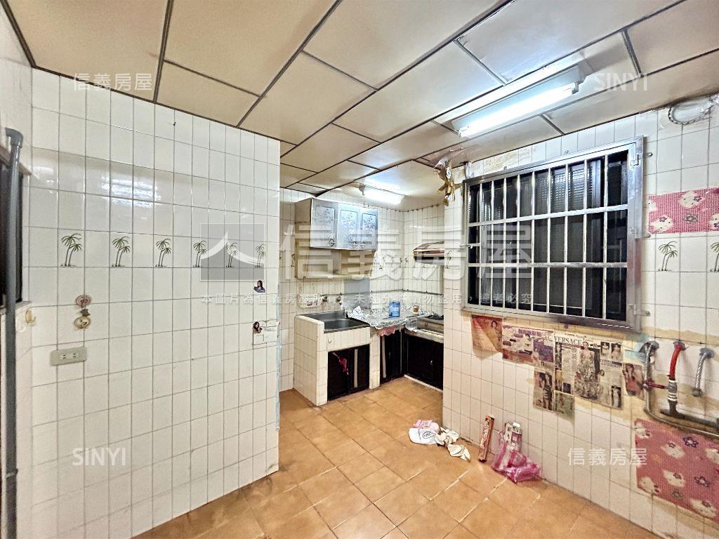 德昌街靜巷二樓雅寓房屋室內格局與周邊環境