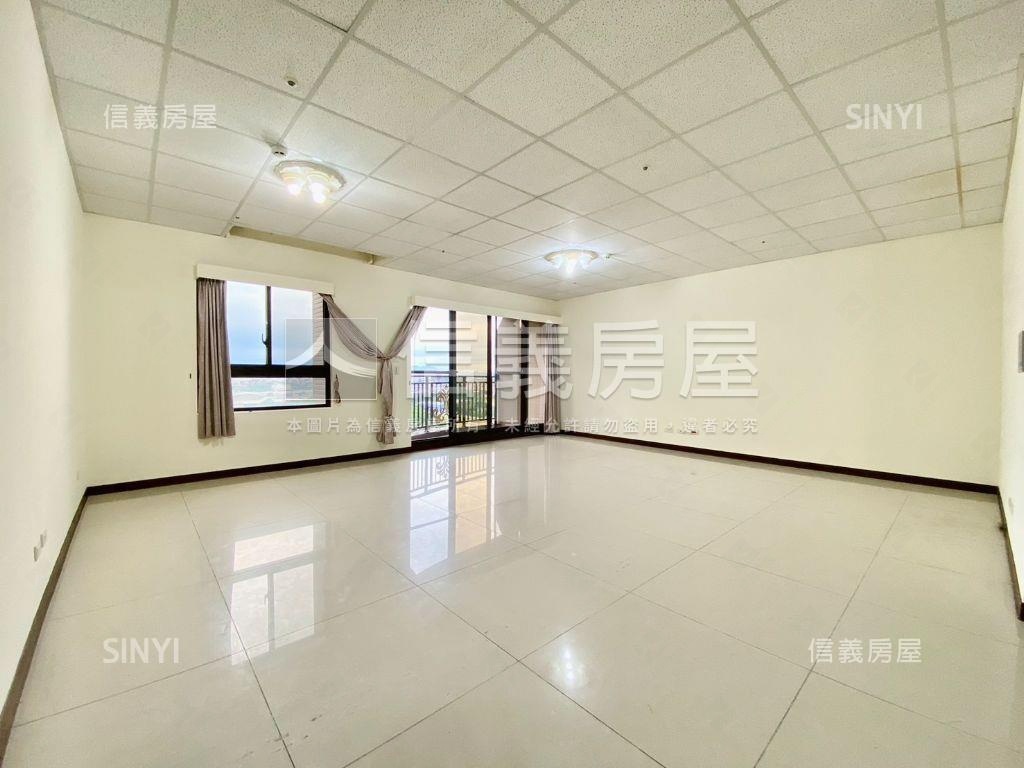 稀有★艾菲爾朝南三房車位房屋室內格局與周邊環境