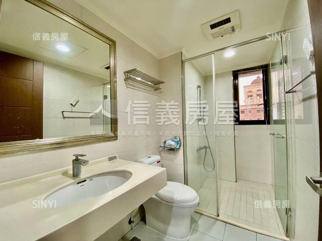 稀有★艾菲爾朝南三房車位房屋室內格局與周邊環境