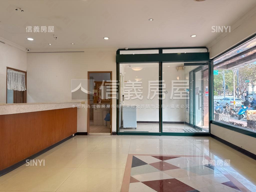 公乙店面稀有釋出房屋室內格局與周邊環境