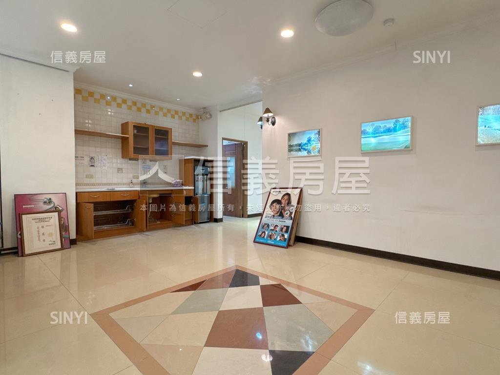 公乙店面稀有釋出房屋室內格局與周邊環境