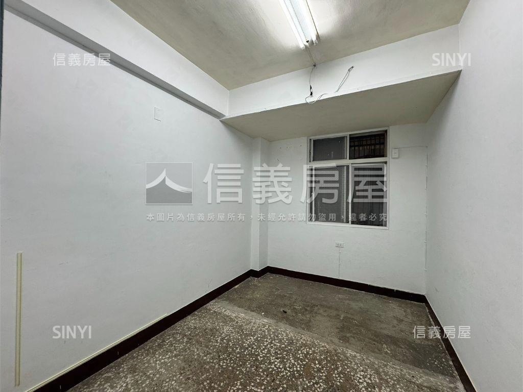 秀山國小稀有一樓房屋室內格局與周邊環境