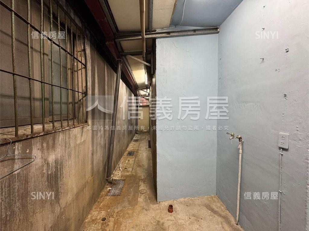 秀山國小稀有一樓房屋室內格局與周邊環境