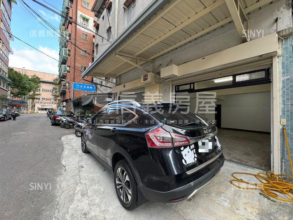 秀山國小稀有一樓房屋室內格局與周邊環境