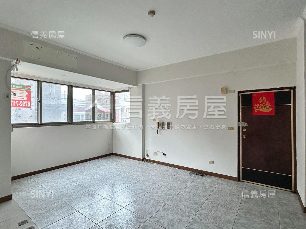 大湖街低總價邊間吉屋房屋室內格局與周邊環境