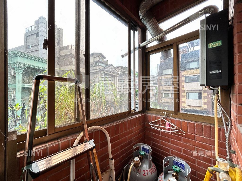 大湖街低總價邊間吉屋房屋室內格局與周邊環境