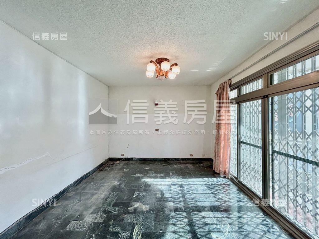 民權路二樓優質地段稀公寓房屋室內格局與周邊環境