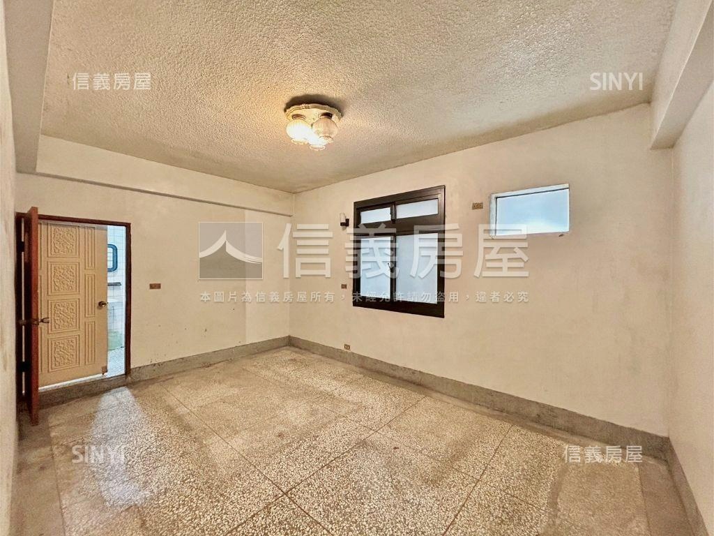 民權路二樓優質地段稀公寓房屋室內格局與周邊環境