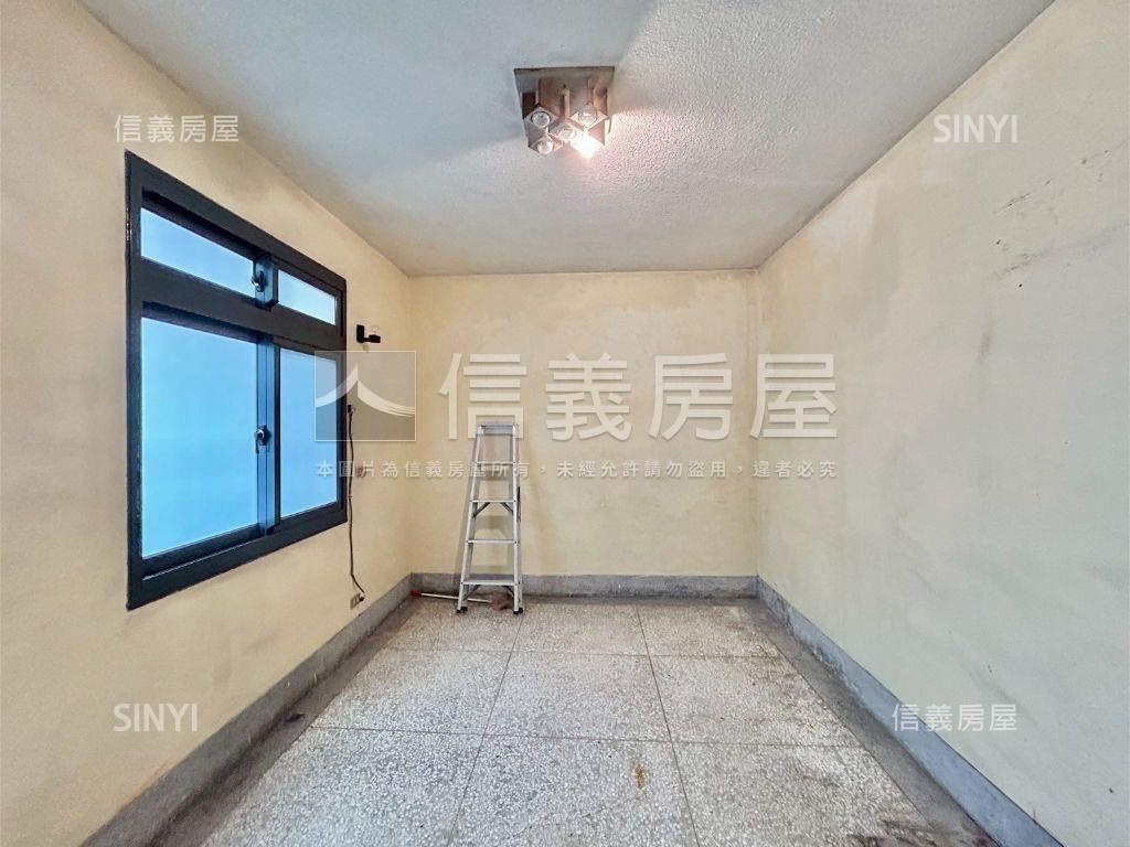 民權路二樓優質地段稀公寓房屋室內格局與周邊環境