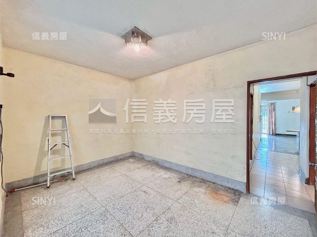 民權路二樓優質地段稀公寓房屋室內格局與周邊環境