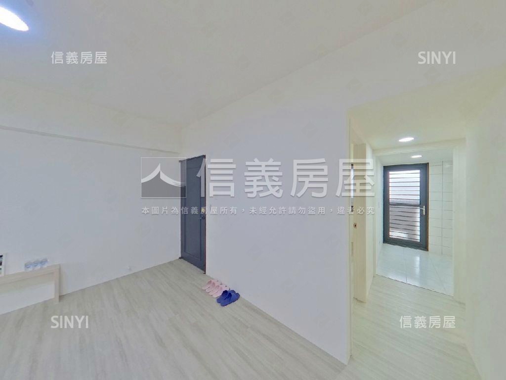 凡爾賽裝潢三房平車露台戶房屋室內格局與周邊環境