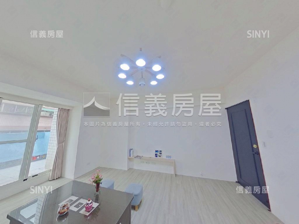 凡爾賽裝潢三房平車露台戶房屋室內格局與周邊環境
