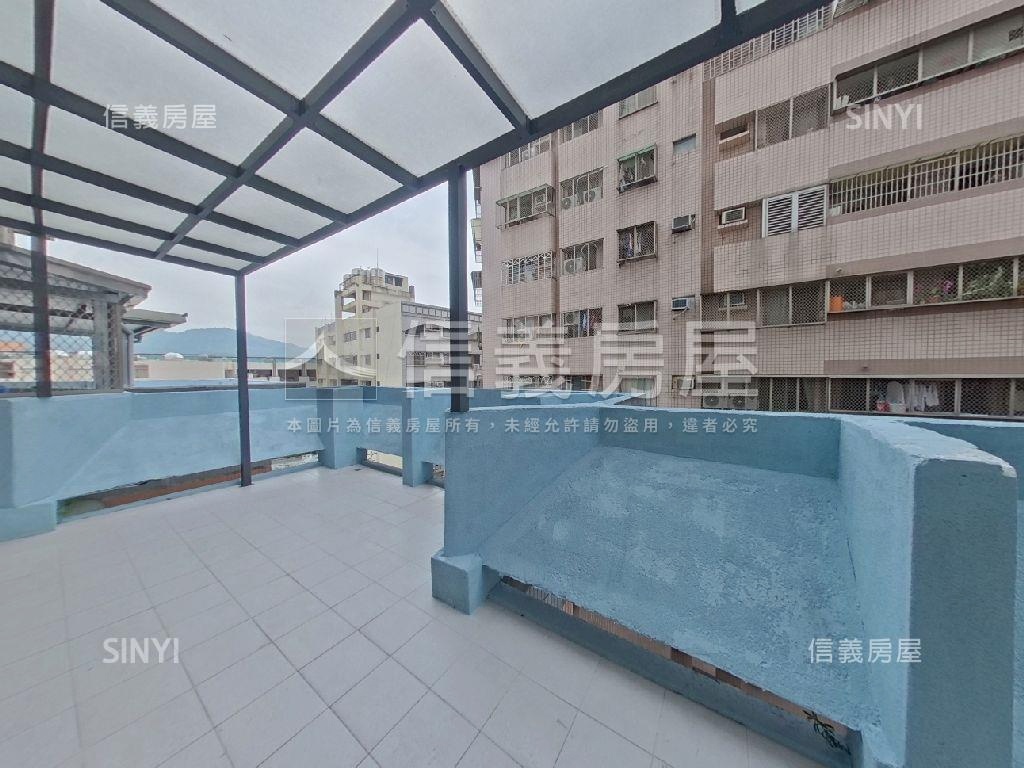 凡爾賽裝潢三房平車露台戶房屋室內格局與周邊環境