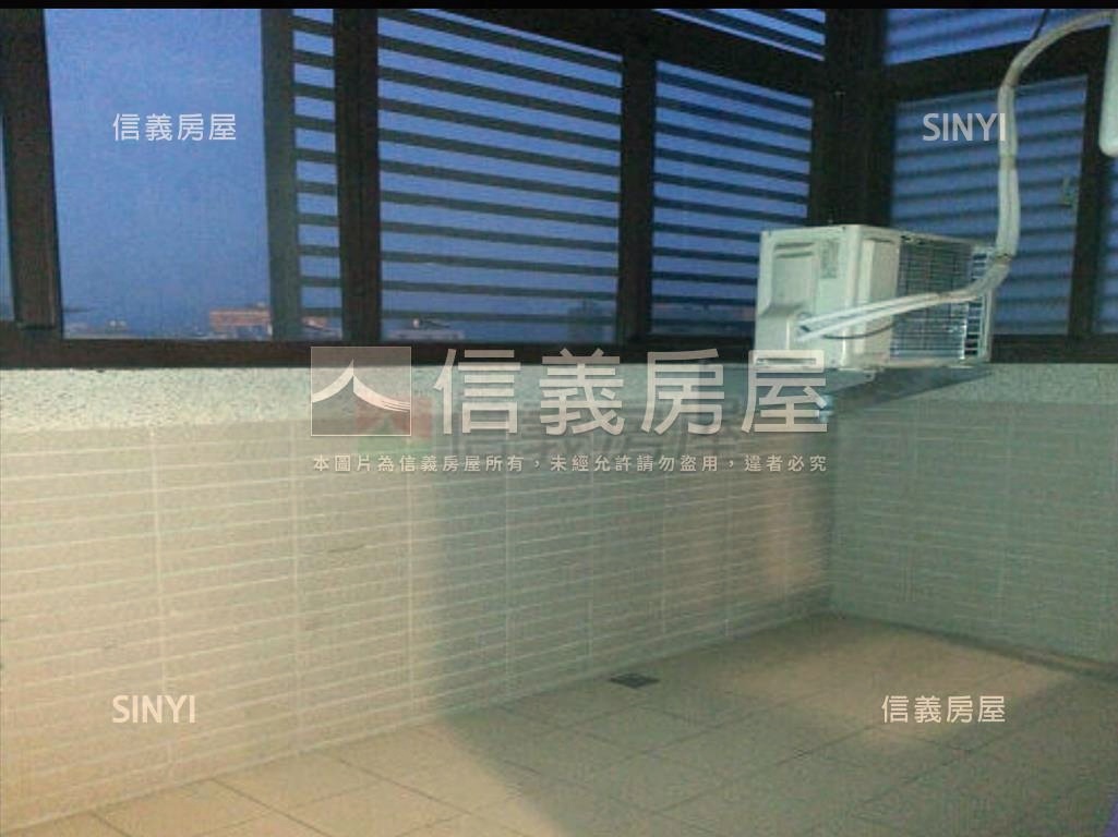 通豪高邑三房車位房屋室內格局與周邊環境