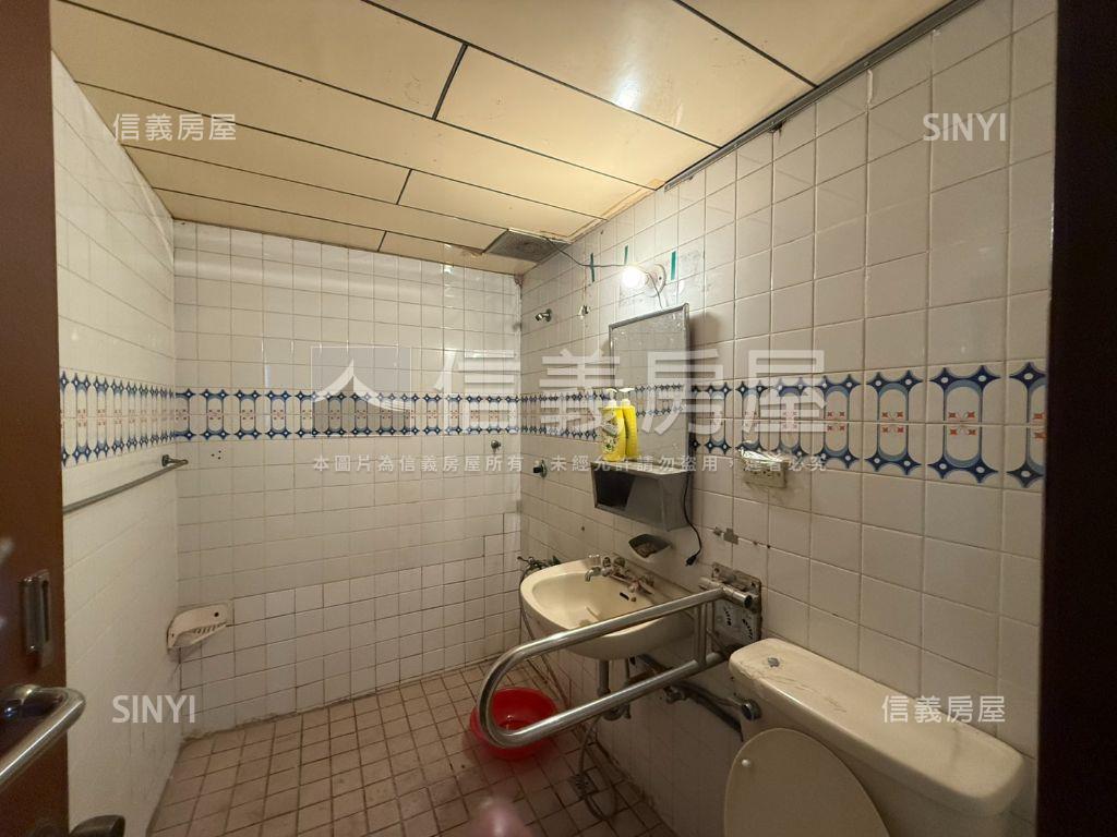 景福大廈電梯三房房屋室內格局與周邊環境