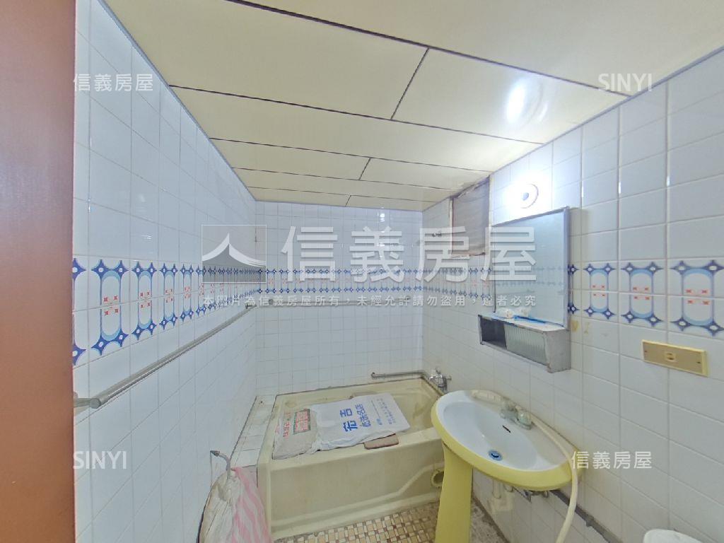景福大廈電梯三房房屋室內格局與周邊環境
