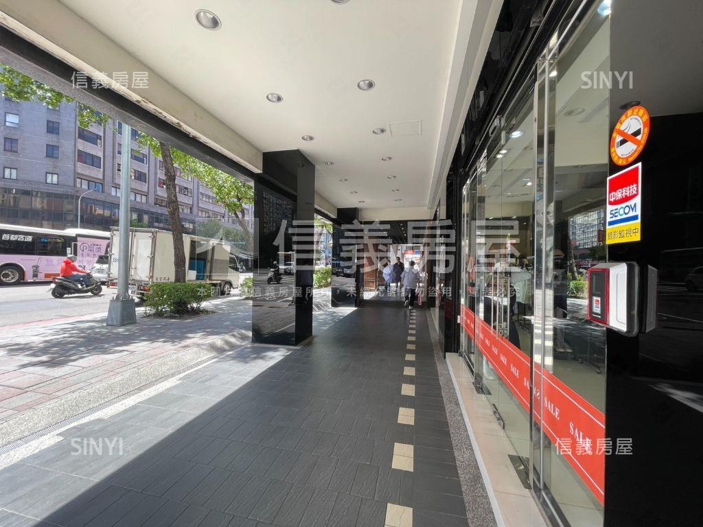 極限出售南京光復正店面房屋室內格局與周邊環境