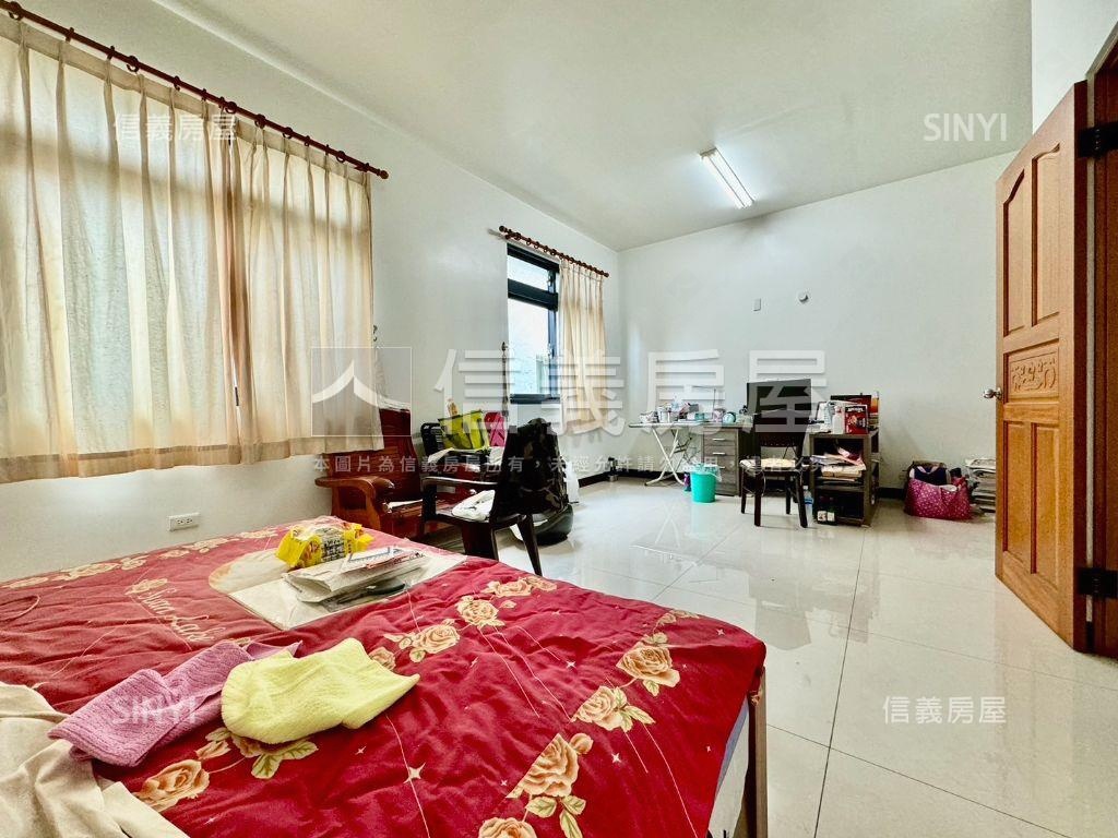 仁德大地坪邊間美透天房屋室內格局與周邊環境