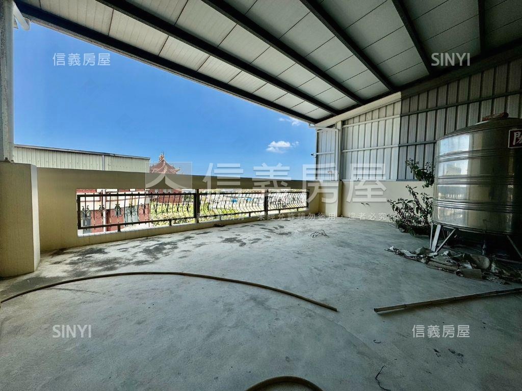 仁德大地坪邊間美透天房屋室內格局與周邊環境