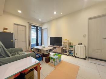 成大書香天際線兩房