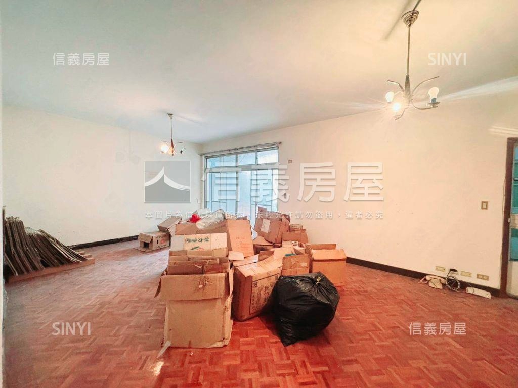 區公所站方正美寓房屋室內格局與周邊環境