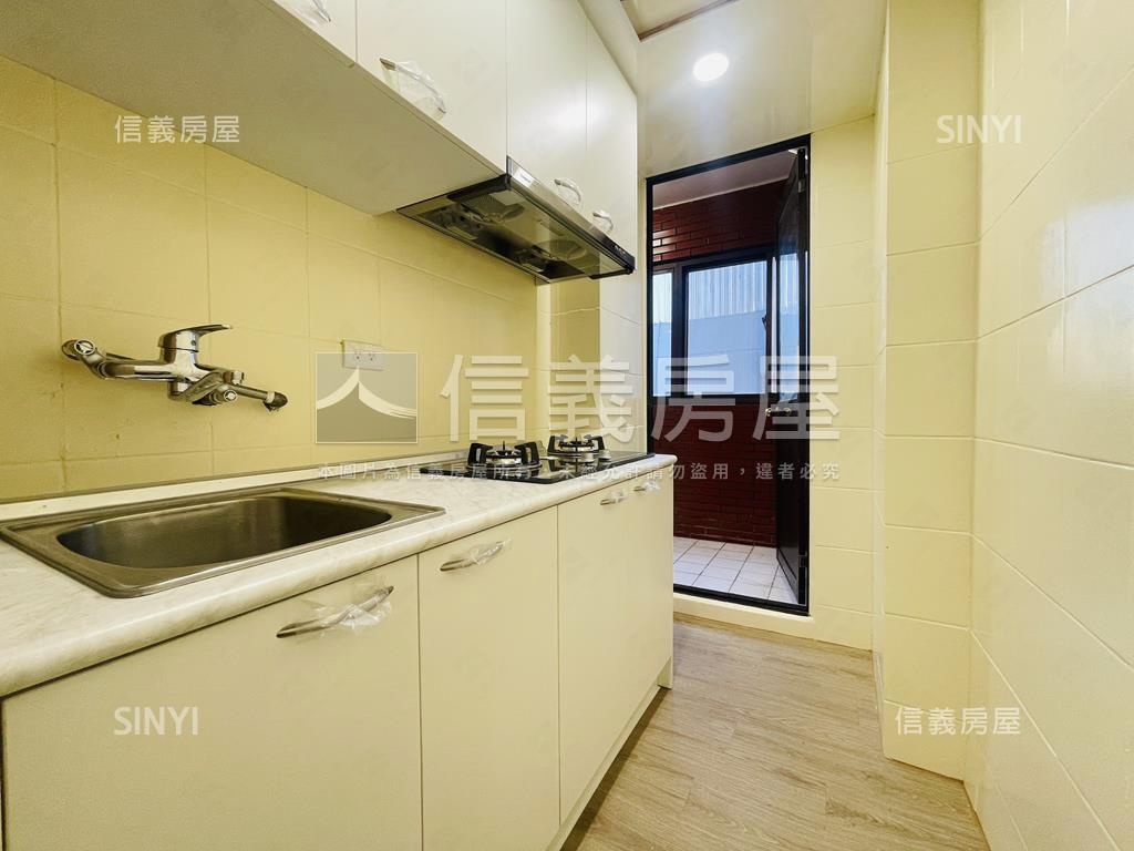 龍岡匠心裝潢優質兩房房屋室內格局與周邊環境