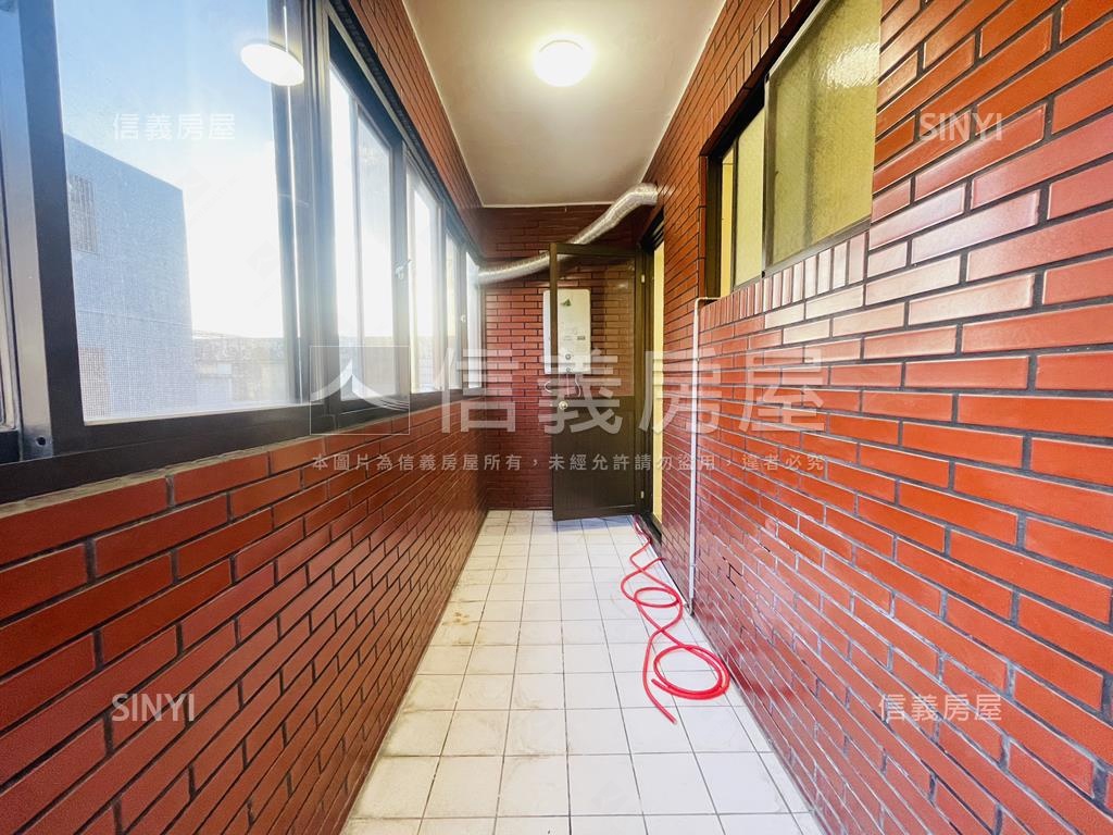 龍岡匠心裝潢優質兩房房屋室內格局與周邊環境