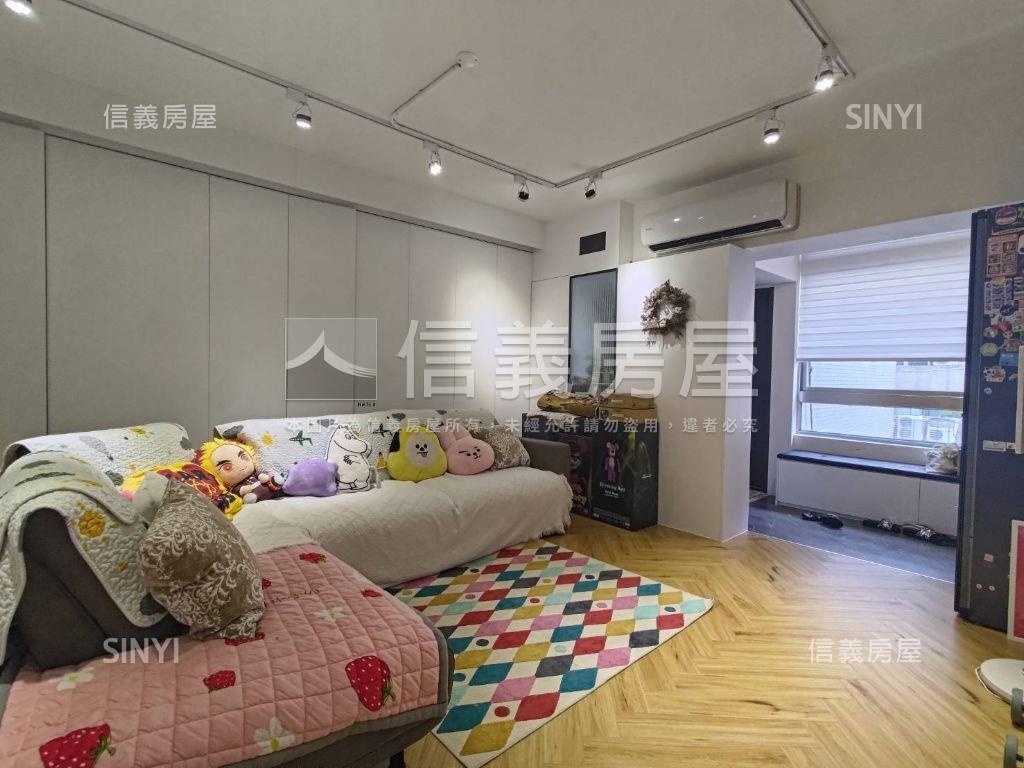 忠孝敦化捷運高樓美妝四房房屋室內格局與周邊環境