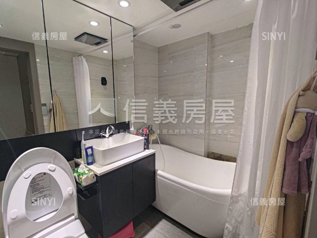 忠孝敦化捷運高樓美妝四房房屋室內格局與周邊環境
