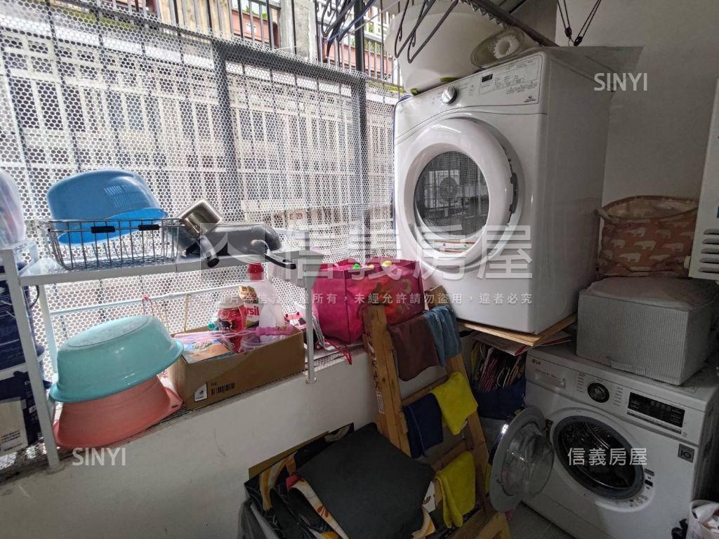 忠孝敦化捷運高樓美妝四房房屋室內格局與周邊環境