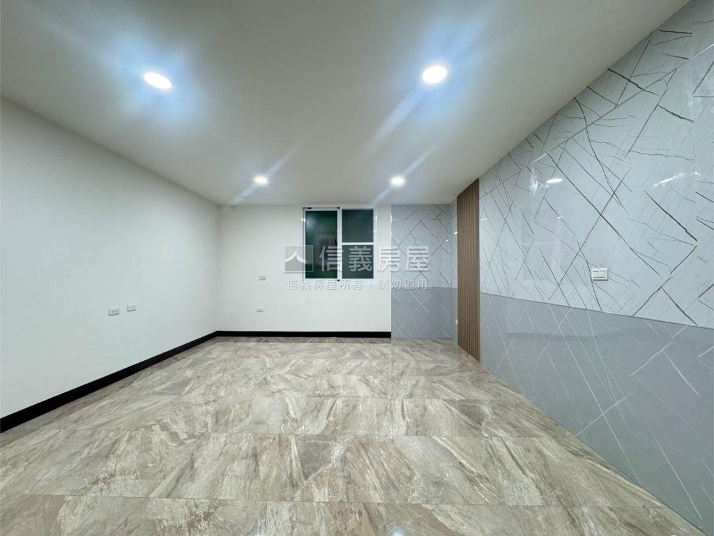 近文山｜赤山商圈質感透天房屋室內格局與周邊環境