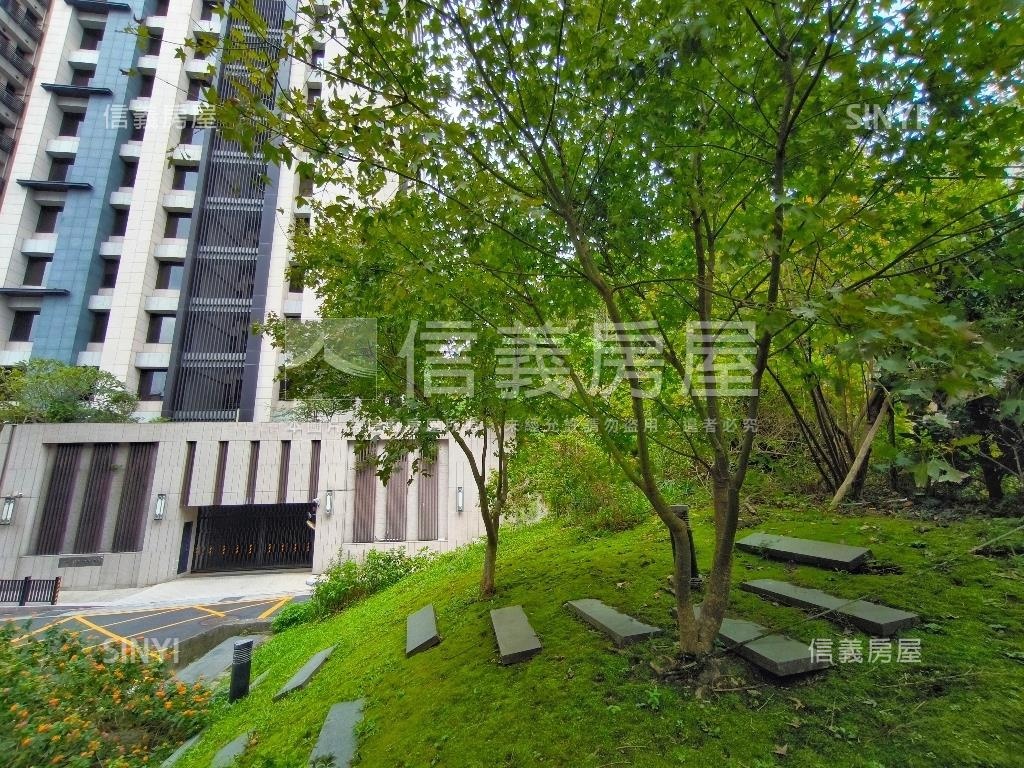 和風集漂亮三房有車位房屋室內格局與周邊環境