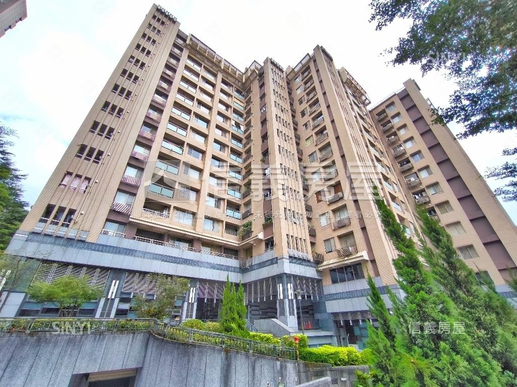 和風集漂亮三房有車位房屋室內格局與周邊環境